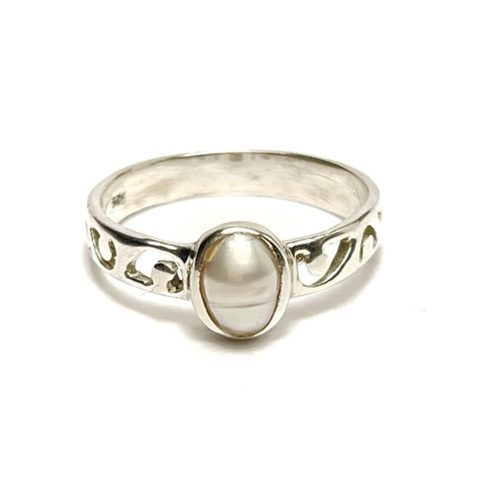 Sterling Silver Pearl Ring