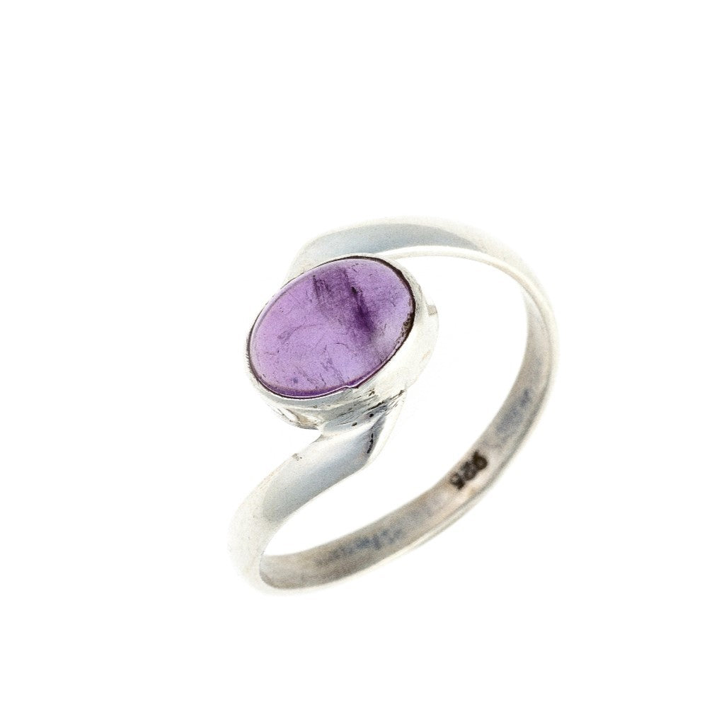 Sterling Silver Oval Amethyst Ring