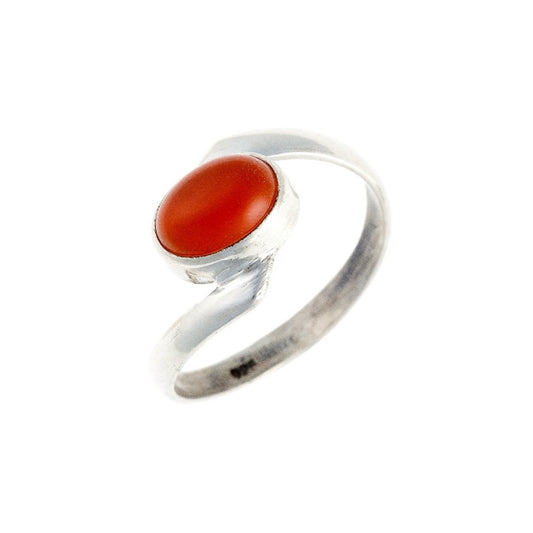 Sterling Silver Oval Carnelian Ring